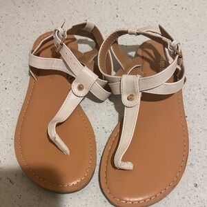 Montego Bay Club Cream T Strap Flat Sandals Gold Rivet Accent Youth Kids Size 6